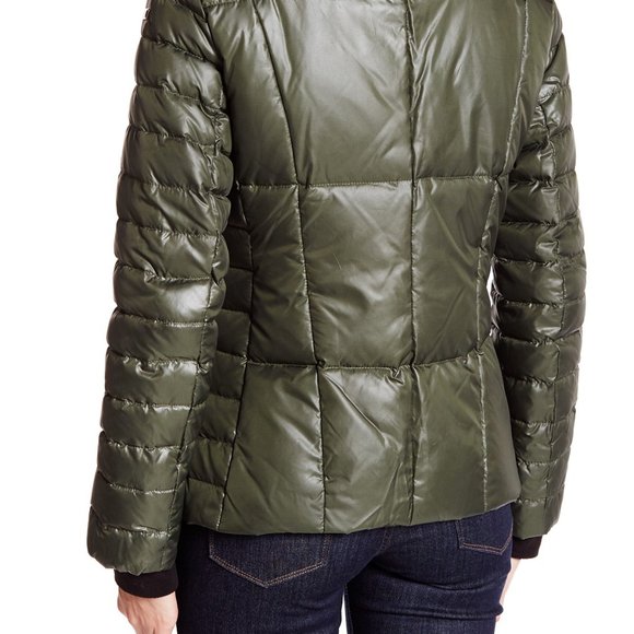 ANDREW MARC Women's Coyote Fur Trim Puffer Jacket - Picture 3 of 7